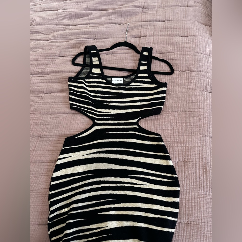 Runaway The Label Black Tan Zebra Cutout Bodycon Maxi Dress L - Picture 8 of 9